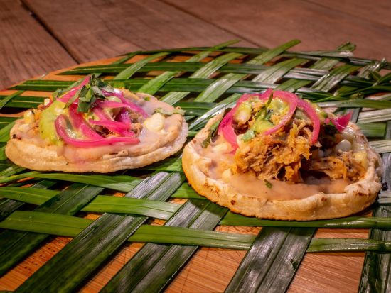 トラベラーズテーブル（The Traveler's Table） 共同ダイニングでマヤ料理を味わう5コースディナー＆ペアリング体験＜英語／リビエラマヤ発着＞