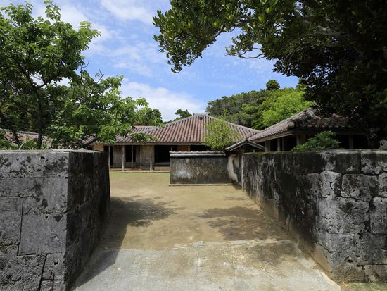 伊是名島(Izena island)_銘苅家住宅_pixta_62926042_M