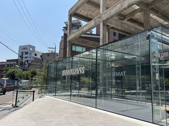 聖水(ソンス) ウォーキングツアー　美容好き日本語ガイドが案内 アモーレソンスや人気トレンドショップ散策＜交通カード付き＞by マイバス（ロッテJTB）