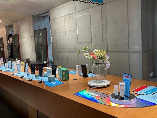 200013058_base_17199120019647