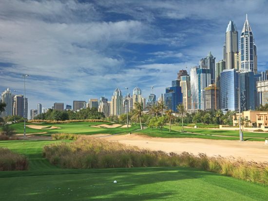 【ゴルフ場予約】エミレーツ・ゴルフ・クラブ　マジリスコース＜追加手配可：送迎／レンタルクラブ＆シューズ＞