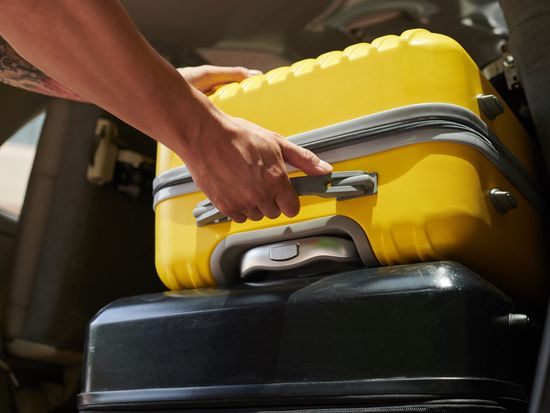 Airport AdobeStock_616737388 (2)