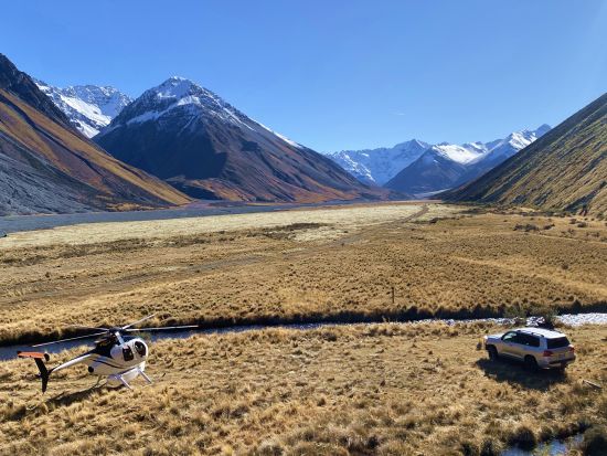 キャスバレー4WD半日ツアー　マッケンジーカントリーの高原地帯にある美しい渓谷や高山の湖を4WDで探索 ＜英語ドライバーガイド／テカポ発＞