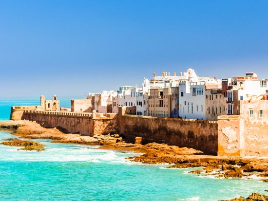 【都市間送迎】カサブランカ⇔エッサウィラ市内　貸切専用車で快適移動！＜1～5名／英語ドライバー＞*1台あたり料金