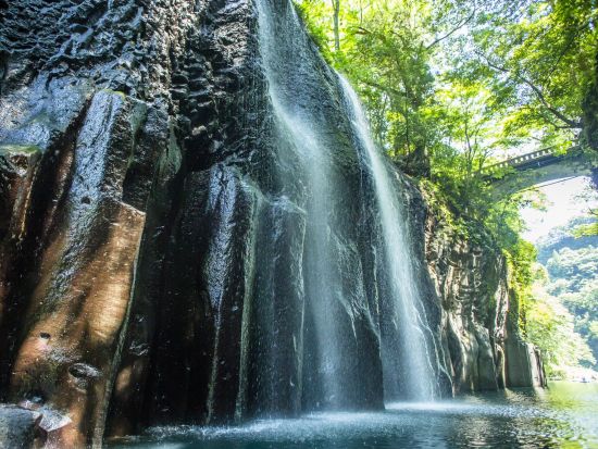 福岡発高千穂日帰りバスツアー　限定ギフト体験!　上色見熊野座神社＋天岩戸神社＋高千穂峡　神話の秘密を探る旅　＜博多発着＞