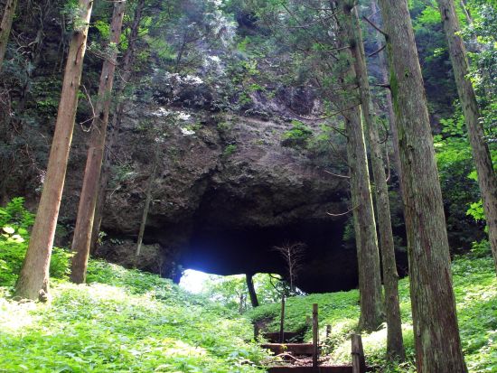 福岡発高千穂日帰りバスツアー　限定ギフト体験!　上色見熊野座神社＋天岩戸神社＋高千穂峡　神話の秘密を探る旅　＜博多発着＞