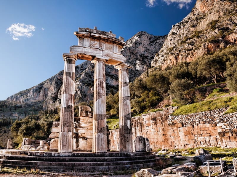 Greece_Delphi_the_Temple_of_Athena_Pronaia_shutterstock_347892272