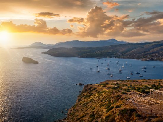 スニオン岬サンセット鑑賞ツアー ポセイドン神殿観光＜英語／アテネ発＞