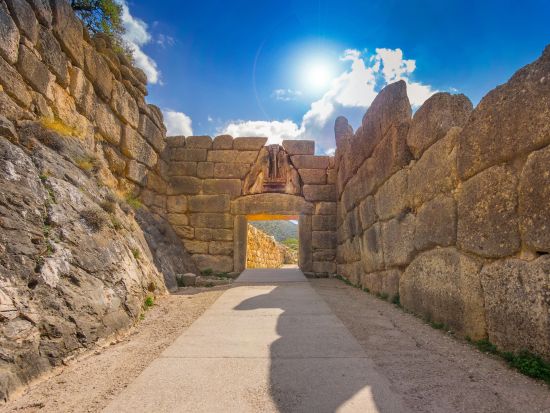 ペロポネソス半島観光1日ツアー 世界遺産ミケーネ遺跡＋エピダウロス劇場見学 コリントス運河とナフプリオ訪問付き ＜英語／アテネ発＞