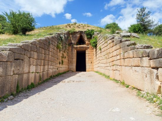 ペロポネソス半島観光1日ツアー 世界遺産ミケーネ遺跡＋エピダウロス劇場見学 コリントス運河とナフプリオ訪問付き ＜英語／アテネ発＞