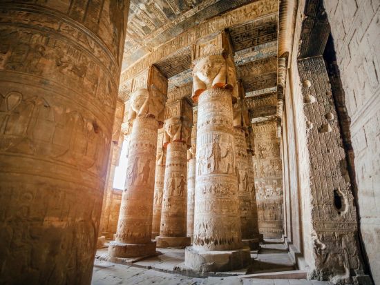 アビドス＆デンデラ日帰り観光 セティ1世葬祭殿＋ハトホル神殿を訪問＜英語／ルクソール発＞