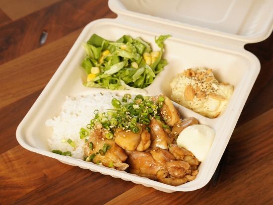 フードチケット  選べるBOX！てりやきチキン・ロコモコ・タコライス ～島唯一のテラスBarでゆっくりとお食事を満喫～＜与那国島Cafe&Barむんぶてらす＞