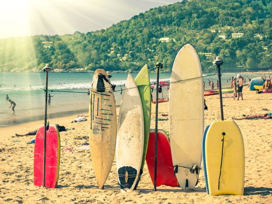 Indonesia_Bali_Surfboard_123RF_52254779