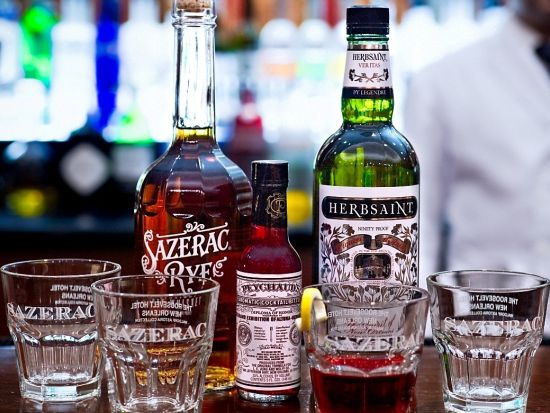 ニューオリンズ　カクテル・ウォーキングツアー＆料理教室　フレンチ・クオーター地区のバーなど4か所訪問 ＜4時間／試食＆試飲付／英語ガイド＞