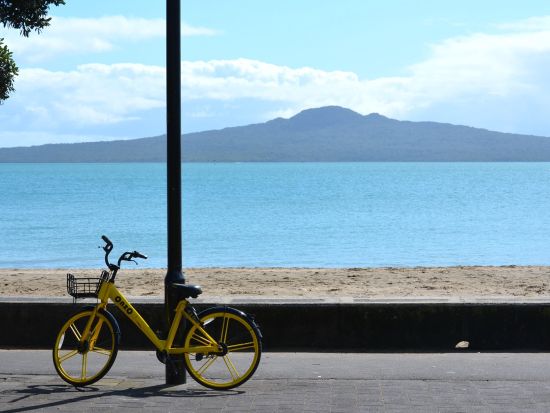 オークランド市内観光＆フェリーで渡るデボンポート＜フェリー乗船／日本語ガイド／オークランド発＞