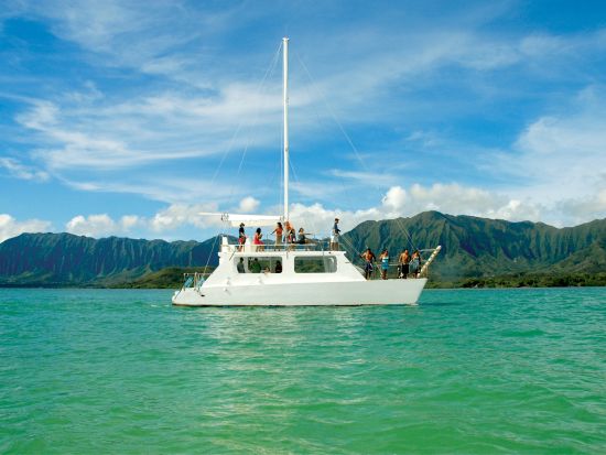 クアロア・ランチ　映画ロケ地巡り＋カネオヘ湾クルーズパッケージツアー＜ランチビュッフェ付き／送迎付きプランあり＞