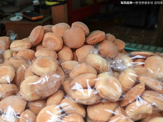 200012985_base_17133378378043