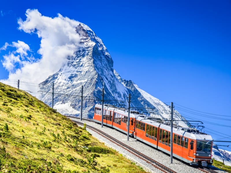 Zermatt_Gornergrat Train_AdobeStock_105398596