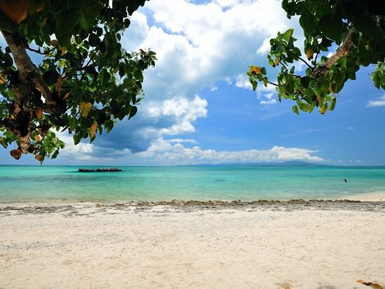 竹富島皆治(星砂の)浜