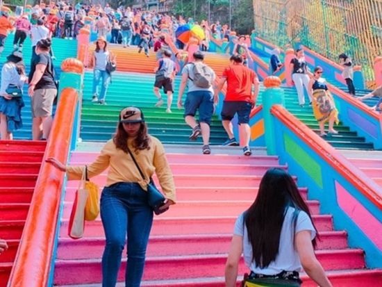 【早朝到着の方へ】ピンクモスク＆バトゥ洞窟ツアー 空港到着後そのままツアーに参加！＜日本語ガイド／昼食付き／クアラルンプール空港発＞