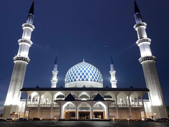 絶景ナイトツアー ブルーモスク＆国立モスク＆サロマブリッジ 夜景ベストスポット厳選！＜日本語ガイド／クアラルンプール発＞