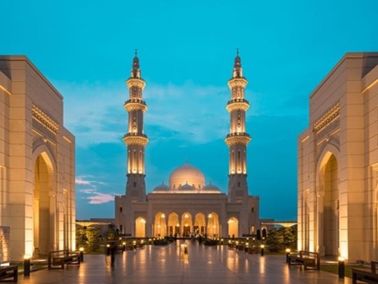 ポートディクソン1日観光ツアー 白砂のビーチ＆ラチャド岬灯台＆スリ・センダヤン・モスク訪問＜日本語ガイド／クアラルンプール発＞