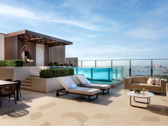 ドバイで味わう至高のラグジュアリーステイ2泊3日！憧れの7つ星ホテル＋ロールスロイス＋ヘリ遊覧＋極上スパ体験＜日本語ガイド＞