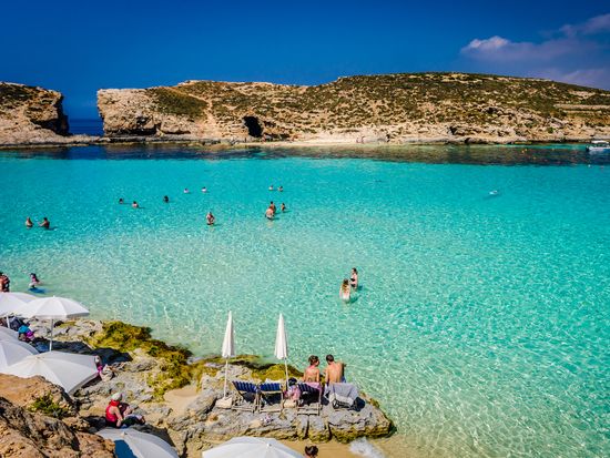 Malta_Comino_Blue_Lagoon_shutterstock_1221488626