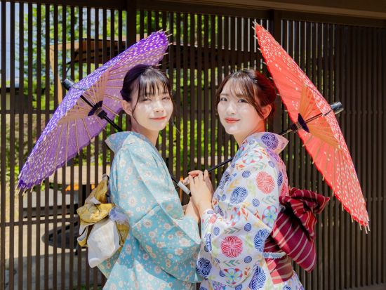 カメラマン同行撮影プラン 平等院や宇治散策での特別な瞬間をプロのカメラマンが撮影＜1時間／JR宇治駅徒歩1分＞