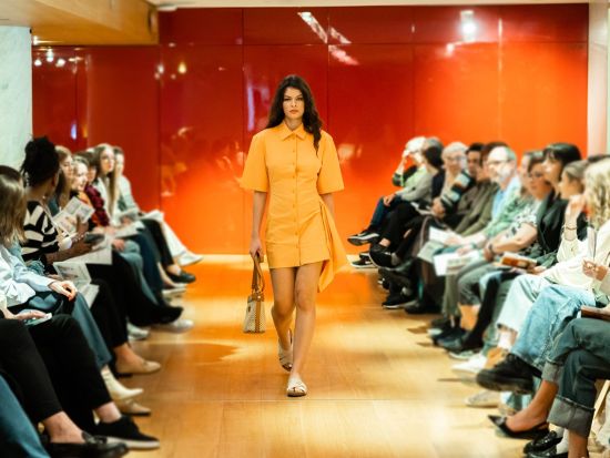 ファッションショー鑑賞チケット『ギャラリー・ラファイエット オリジナル』＜金曜日／パリ＞　限定クーポン付き！