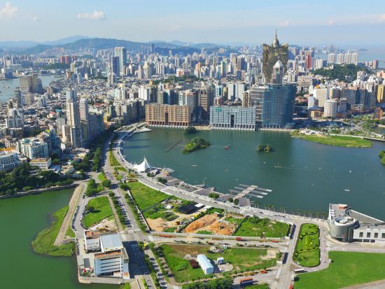 マカオ　貸切観光チャーター ＜日本語ガイド／4時間以上／定員17名＞