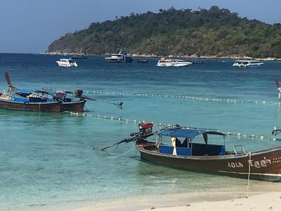 ランカウイ島 ⇔ リぺ島　フェリー乗船チケット