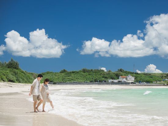 フォトツアー 渡口の浜や17ENDなどご希望のロケーションをいろいろ巡って思い出を残そう！＜4時間～8時間／100～200カット／宮古島＞