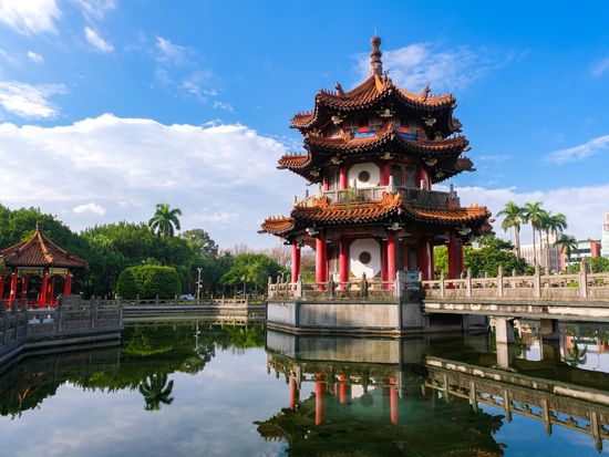 taipei_228 Peace Memorial Park_pixta_110312704