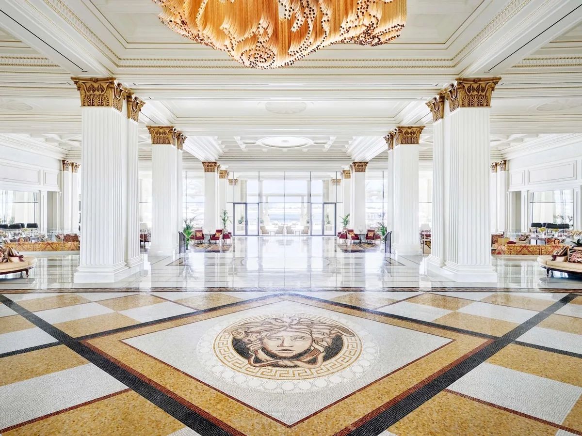 20240725075822_2009101610_1715