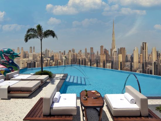 トランジットに最適！24時間滞在！ドバイ国際空港⇔ホテル送迎付き宿泊パッケージ *SLSドバイホテル宿泊＜貸切送迎／朝食／英語ドライバー／ドバイ空港発着＞