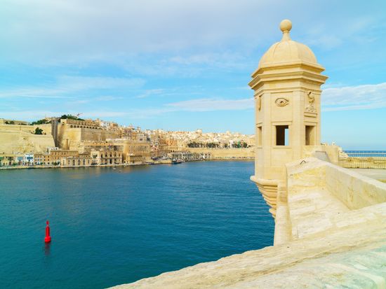 Senglea_Gardjola Gardens_AdobeStock_187675128