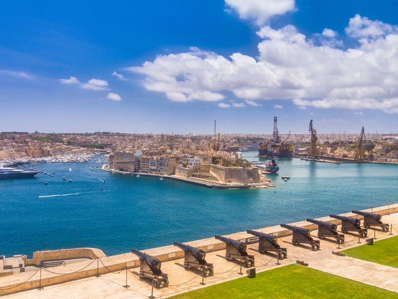 Upper Barakka Gardens_AdobeStock_310655148