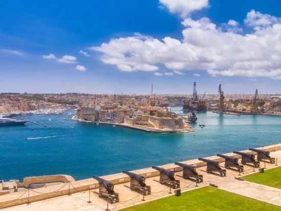 ヴァレッタ半日観光ウォーキングツアー 聖ヨハネ大聖堂入場プランあり ＜英語ガイド＞