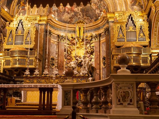 Valletta_St John Cathedral_AdobeStock_66866926