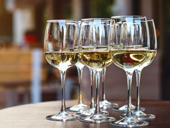 Generic_Drink_White wine tasting on winery terrace_pixta_69212007_XL