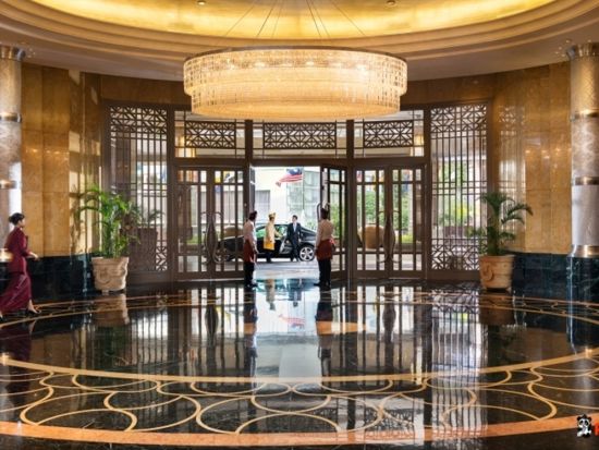 帰国日プラン！５つ星ホテル「マンダリンオリエンタル クアラルンプール」27時間ステイ＋アフタヌーンティー＋空港お送り＜2名1室料金／朝食付き／貸切送迎車＞ 