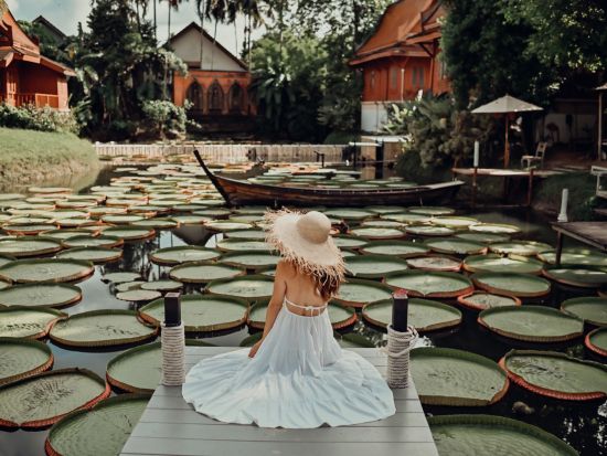 プーケット島北部フォトジェニックツアー　蓮カフェ＋飛行機ビーチ＋ブルーツリープーケットなど話題のスポットを巡る＜貸切／日本語ガイド＞