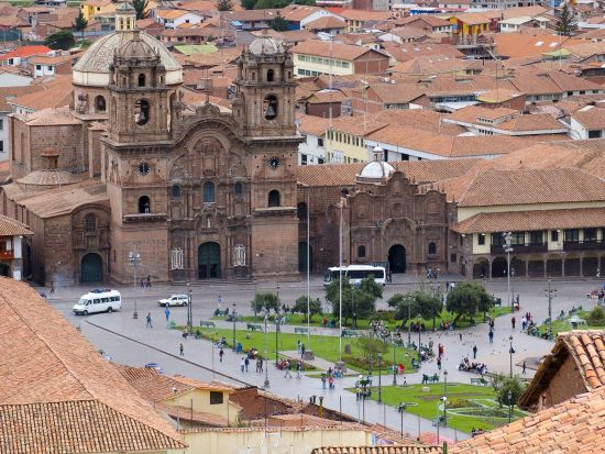 ボリビア＆ペルー5泊6日周遊パッケージ　南米の2大絶景 ウユニ塩湖＆マチュピチュ遺跡を巡る ＜朝食付き／リマ発ラパス着＞