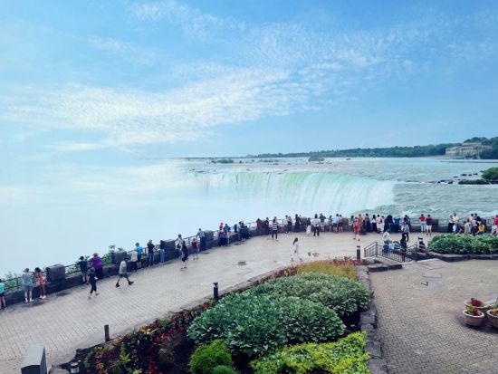  【ジェットブルー航空利用】ナイアガラの滝日帰り観光ツアー　往復飛行機利用で楽々 ＜日本語ガイド／マンハッタン発またはNY主要空港発＞