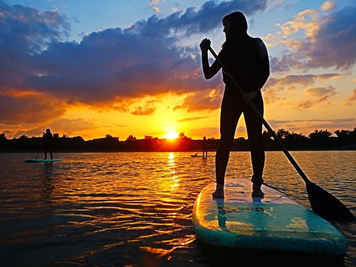 サンセットSUP | 沖縄本島 旅行の観光・オプショナルツアー予約 VELTRA