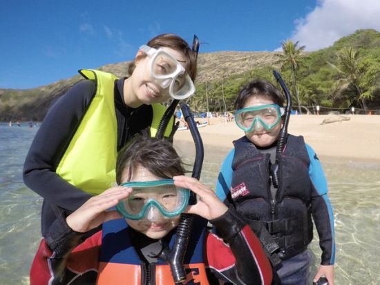 ハナウマ湾シュノーケリング　ハナウマ湾公認日本語ガイドがご案内　ウェットスーツ無料レンタル付き！お得な貸切プランあり＜午前・午後／日本語インストラクター＞