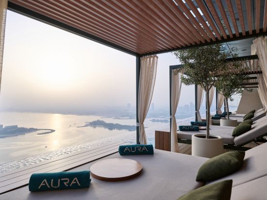 オーラ・スカイプール（AURA Skypool）入場チケット 360度の絶景インフィニティ・プール＜AM6:00～9:00／片道送迎付き＞