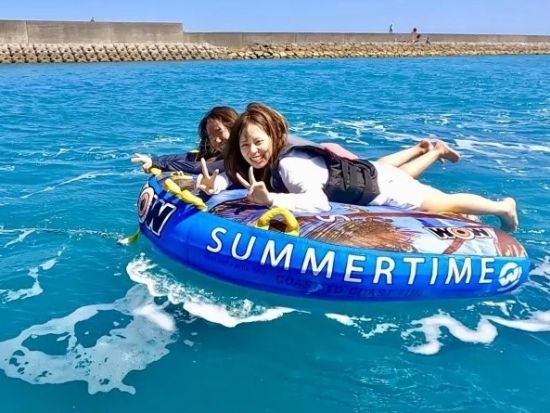 【3大アクティビティ制覇！】青の洞窟シュノーケル＋パラセーリング＋絶叫バナナボート＜4～5時間／沖縄本島＞