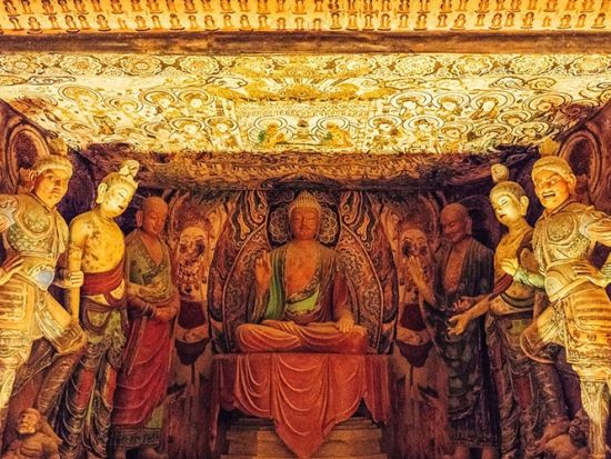 敦煌空港発着！4つ星ホテルに泊まる敦煌2泊3日プライベートツアー＜貸切／日本語ガイド／入場料込／昼食付／敦煌＞